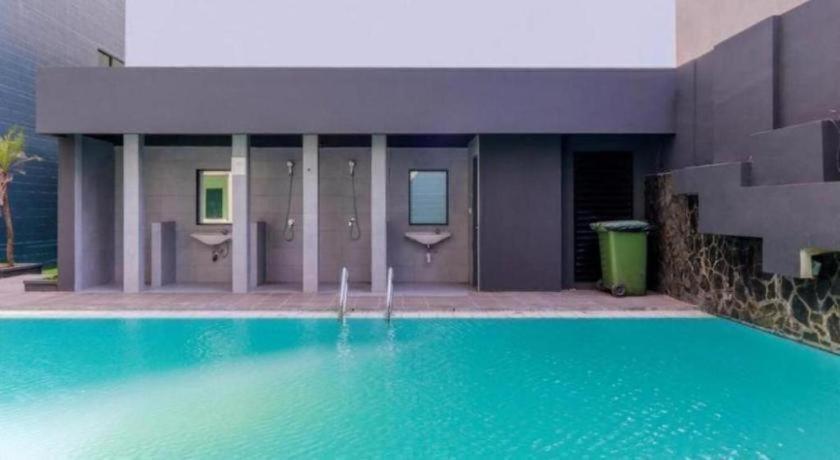 Hotel Oyo Townhouse 2 Gunung Sahari